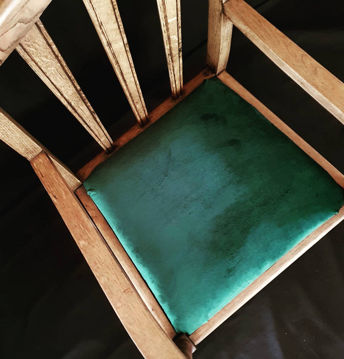 Emerald carver chair