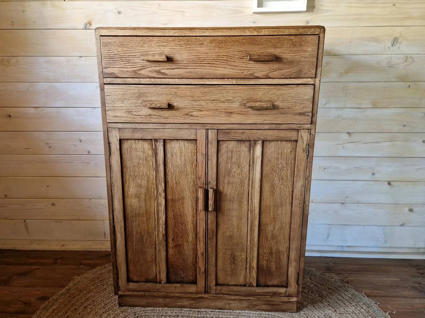 Vintage oak linen cupboard / pantry