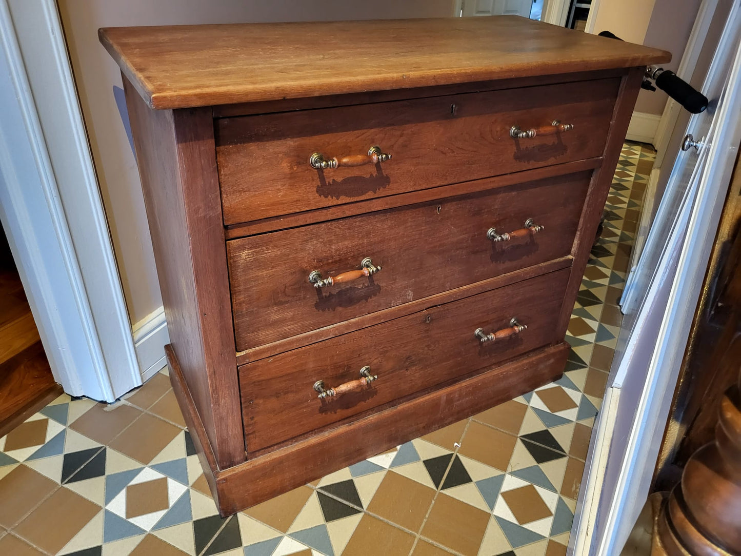 25% off Solid mahogany chest of drawers